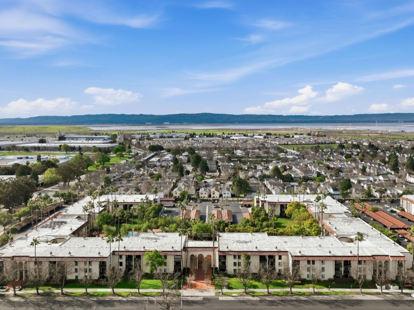 39931 Cedar Boulevard 305