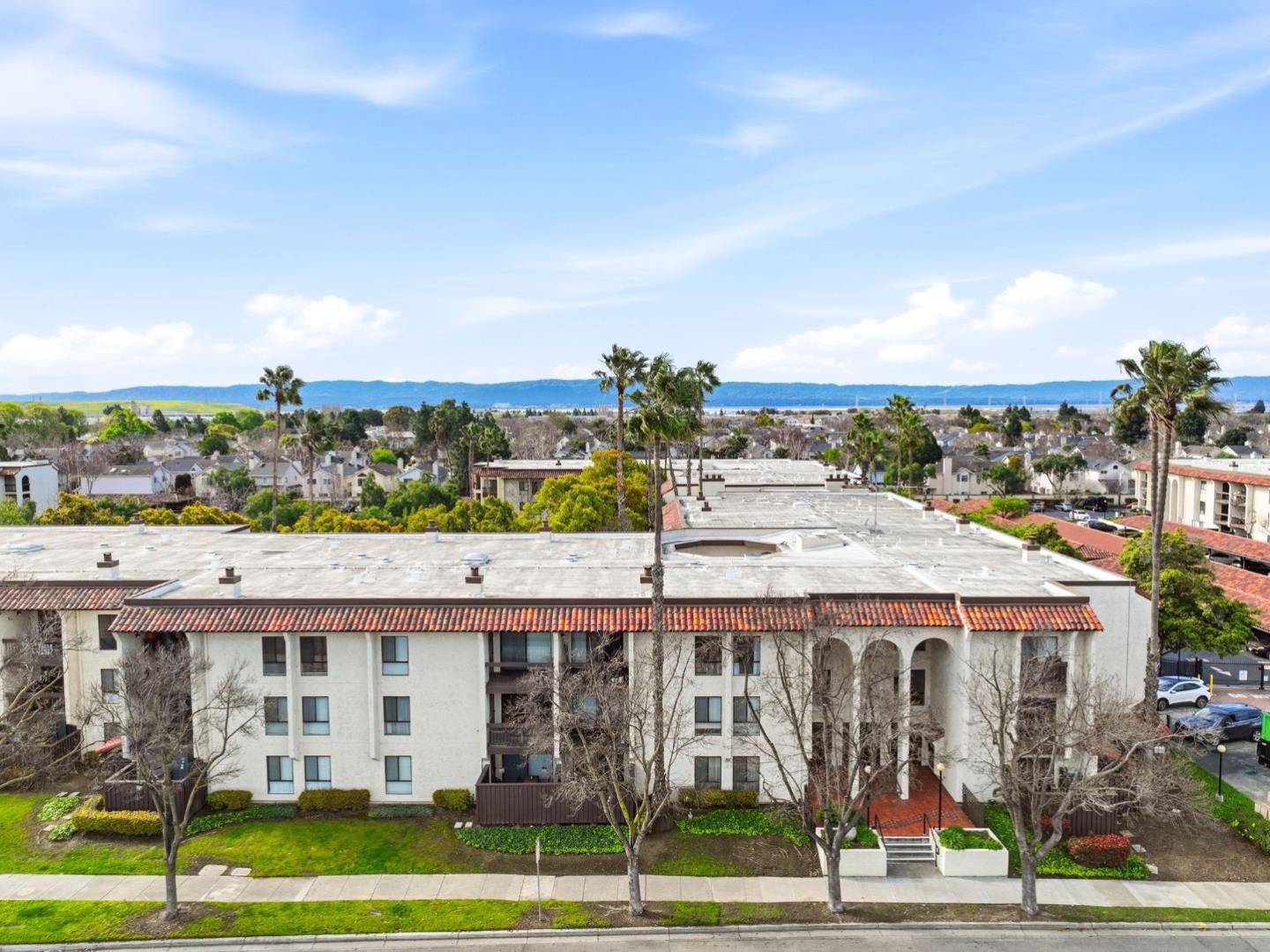 39931 Cedar Boulevard 305