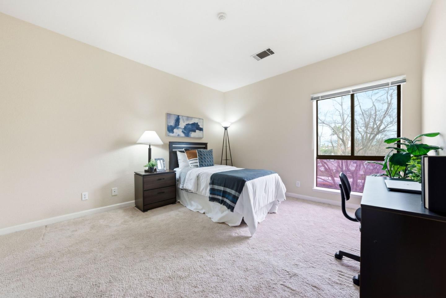 39931 Cedar Boulevard 305