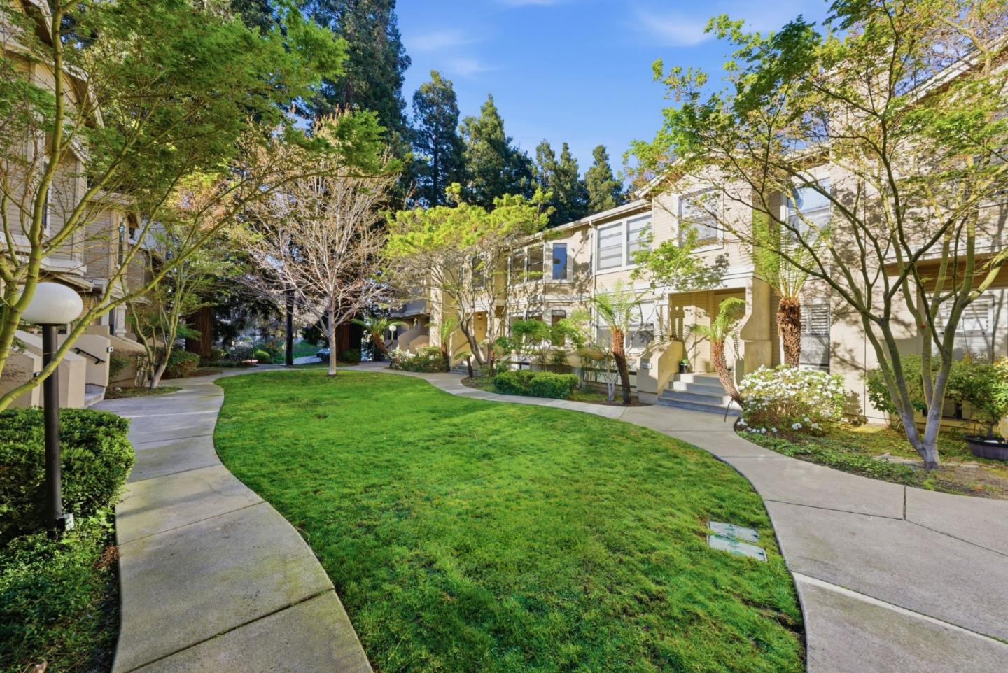 994 La Mesa Terrace F