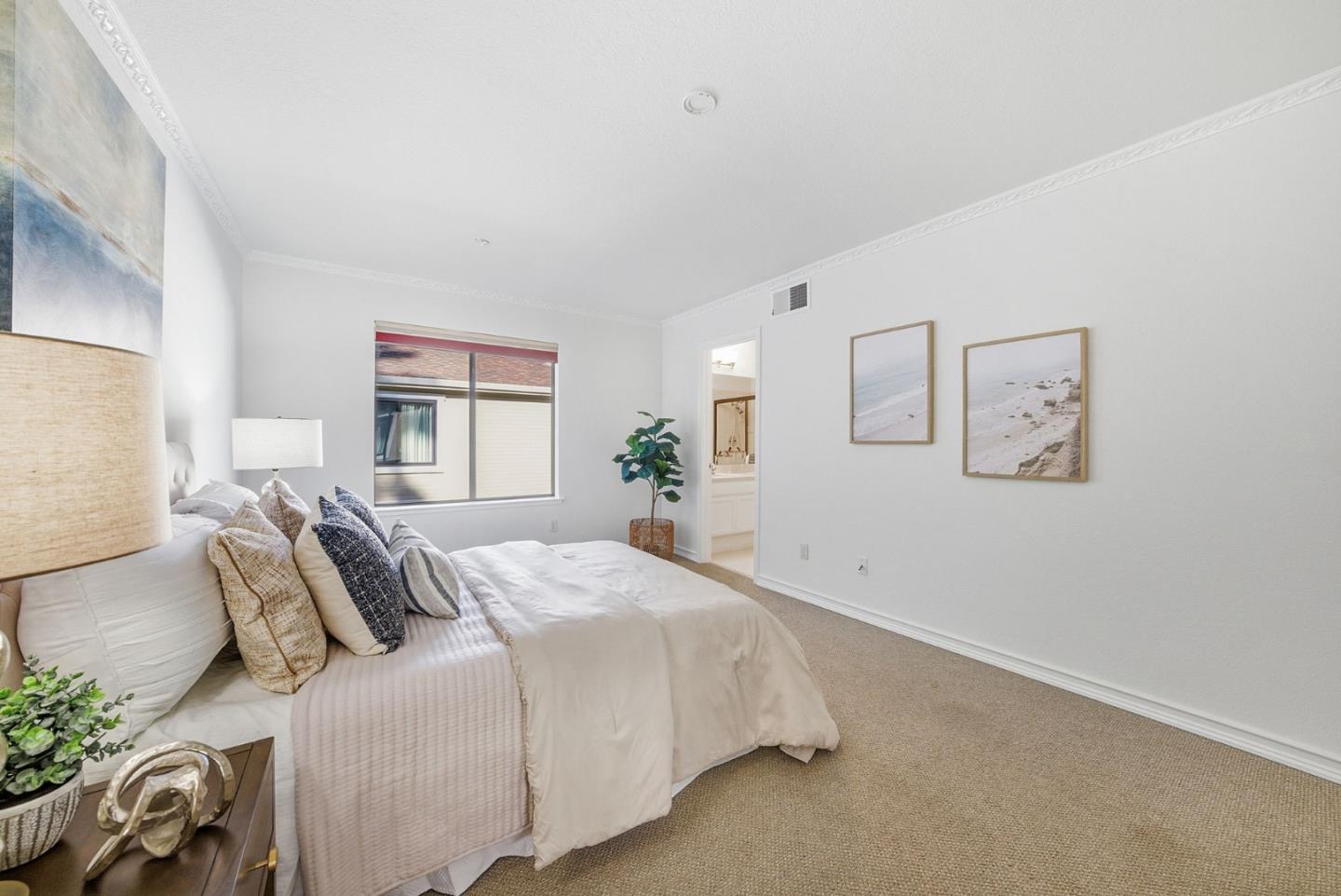 994 La Mesa Terrace F