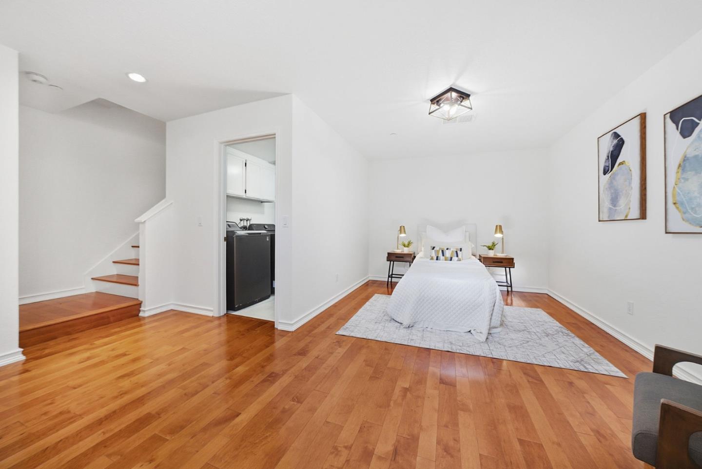 994 La Mesa Terrace F