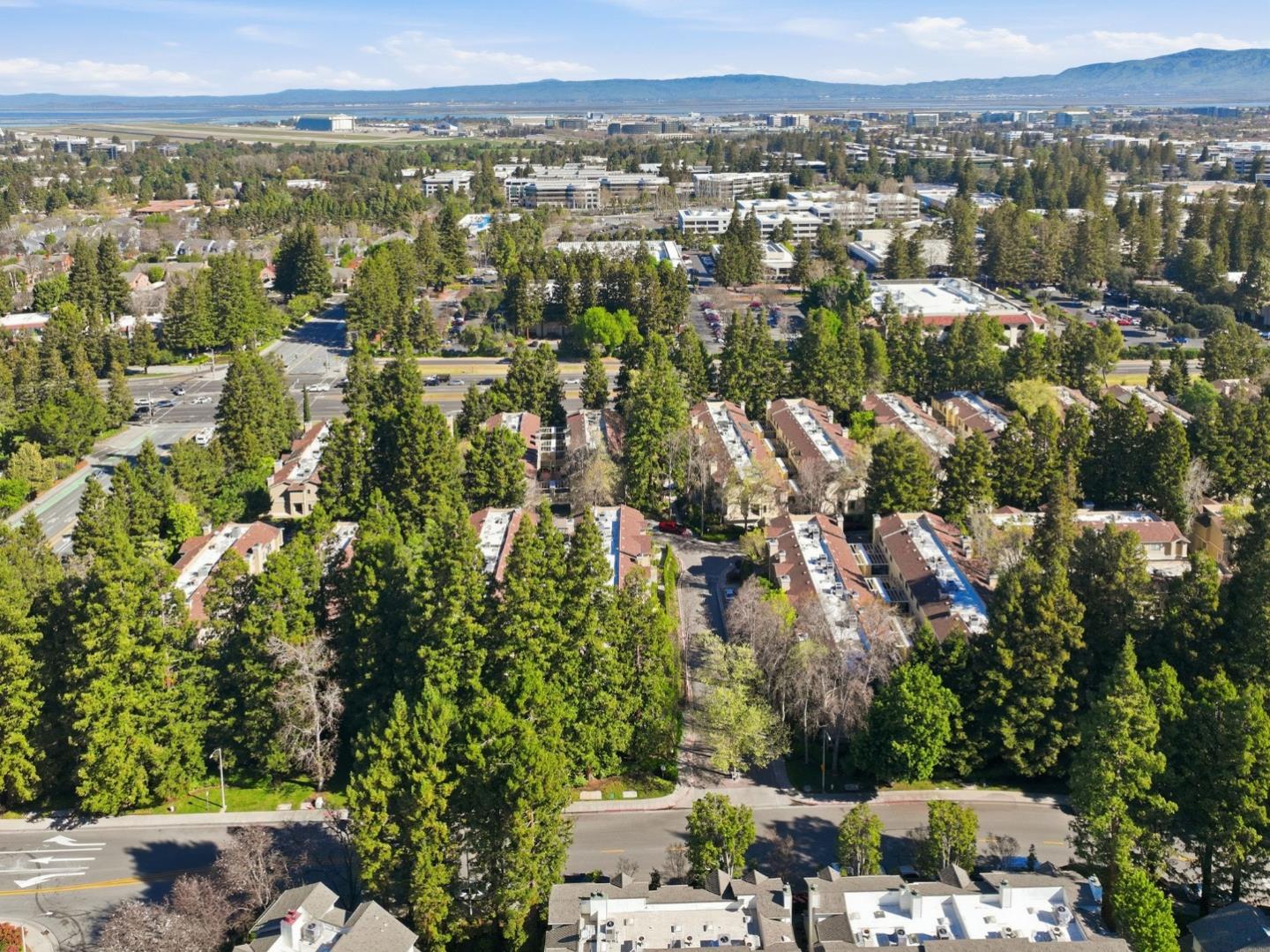 994 La Mesa Terrace F