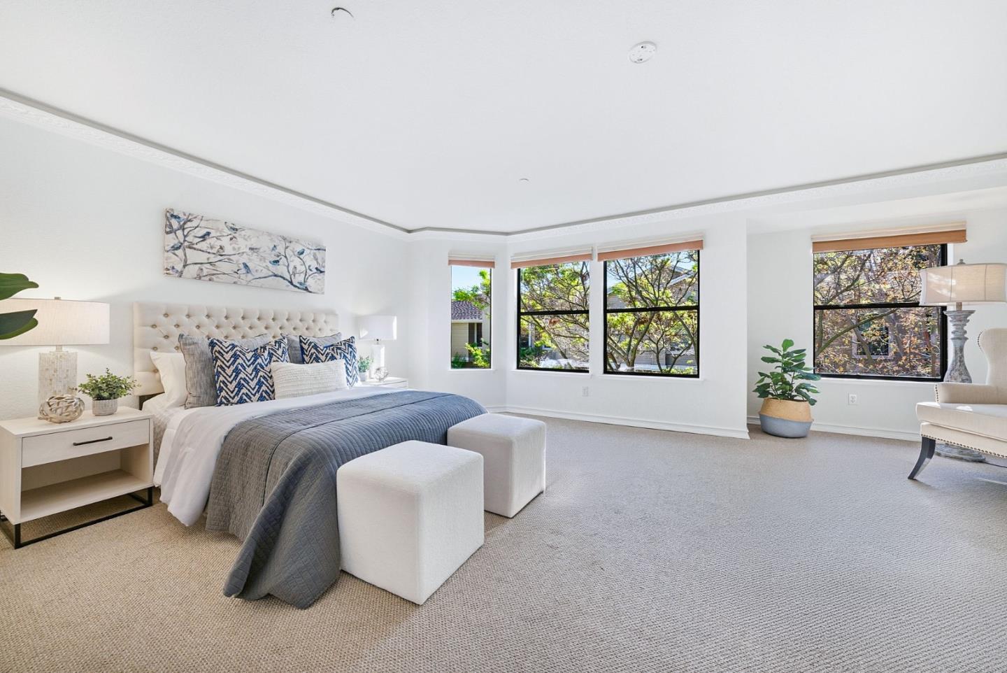 994 La Mesa Terrace F