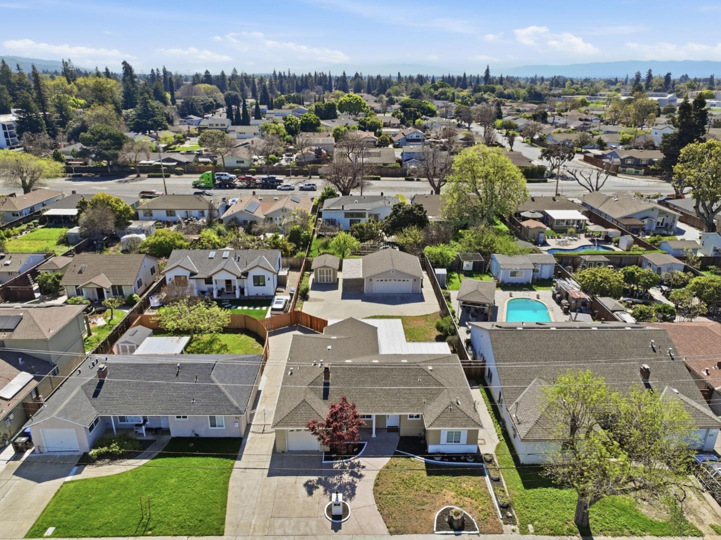 3046 Greenwood Drive