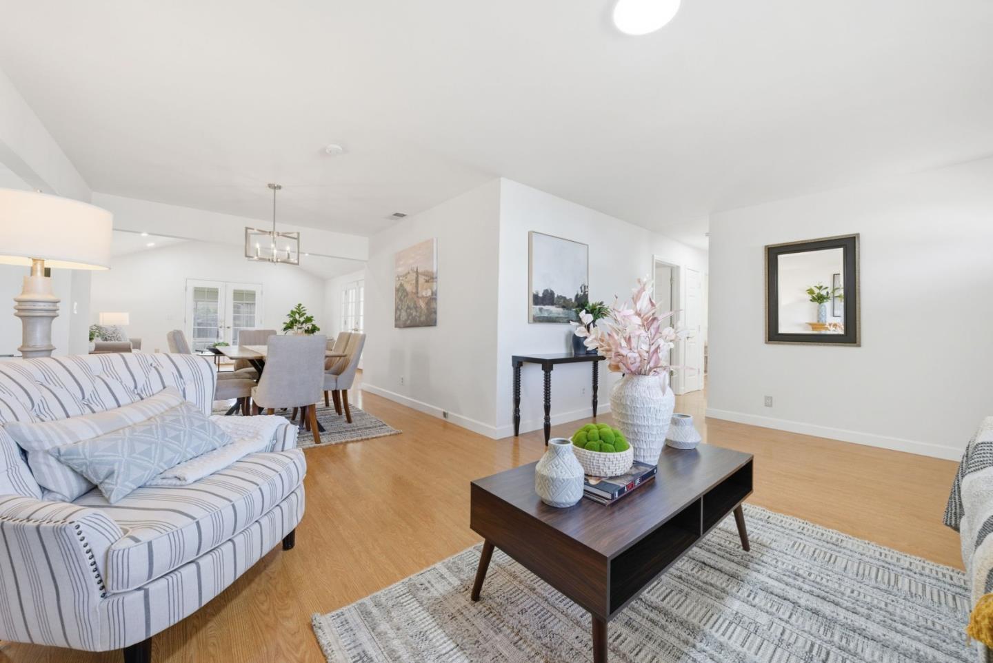 3046 Greenwood Drive