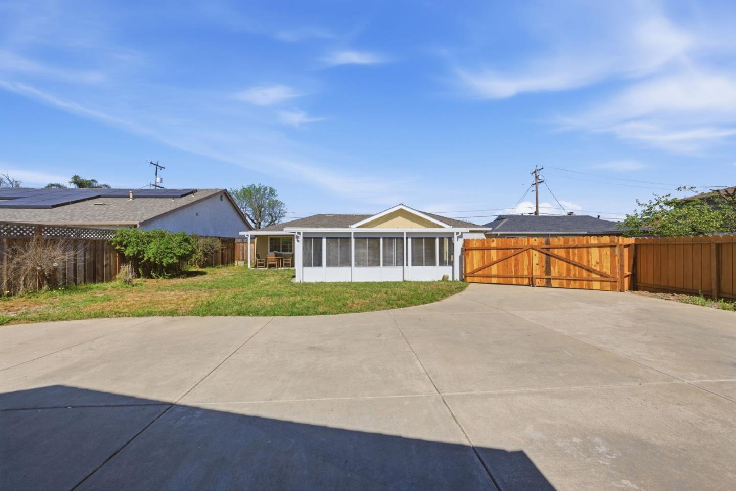 3046 Greenwood Drive