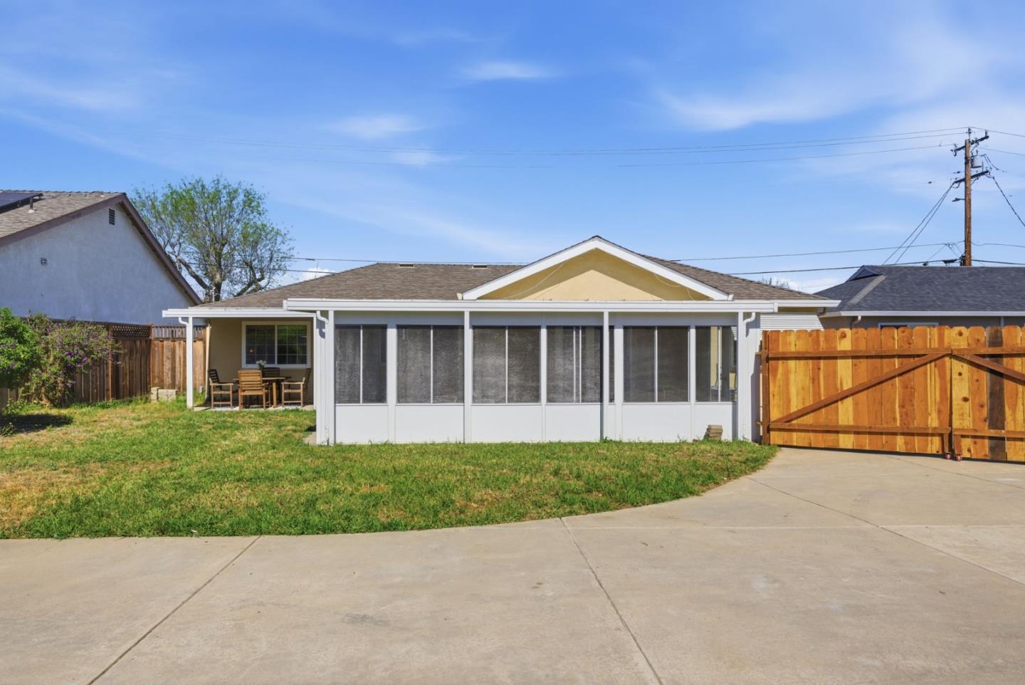 3046 Greenwood Drive