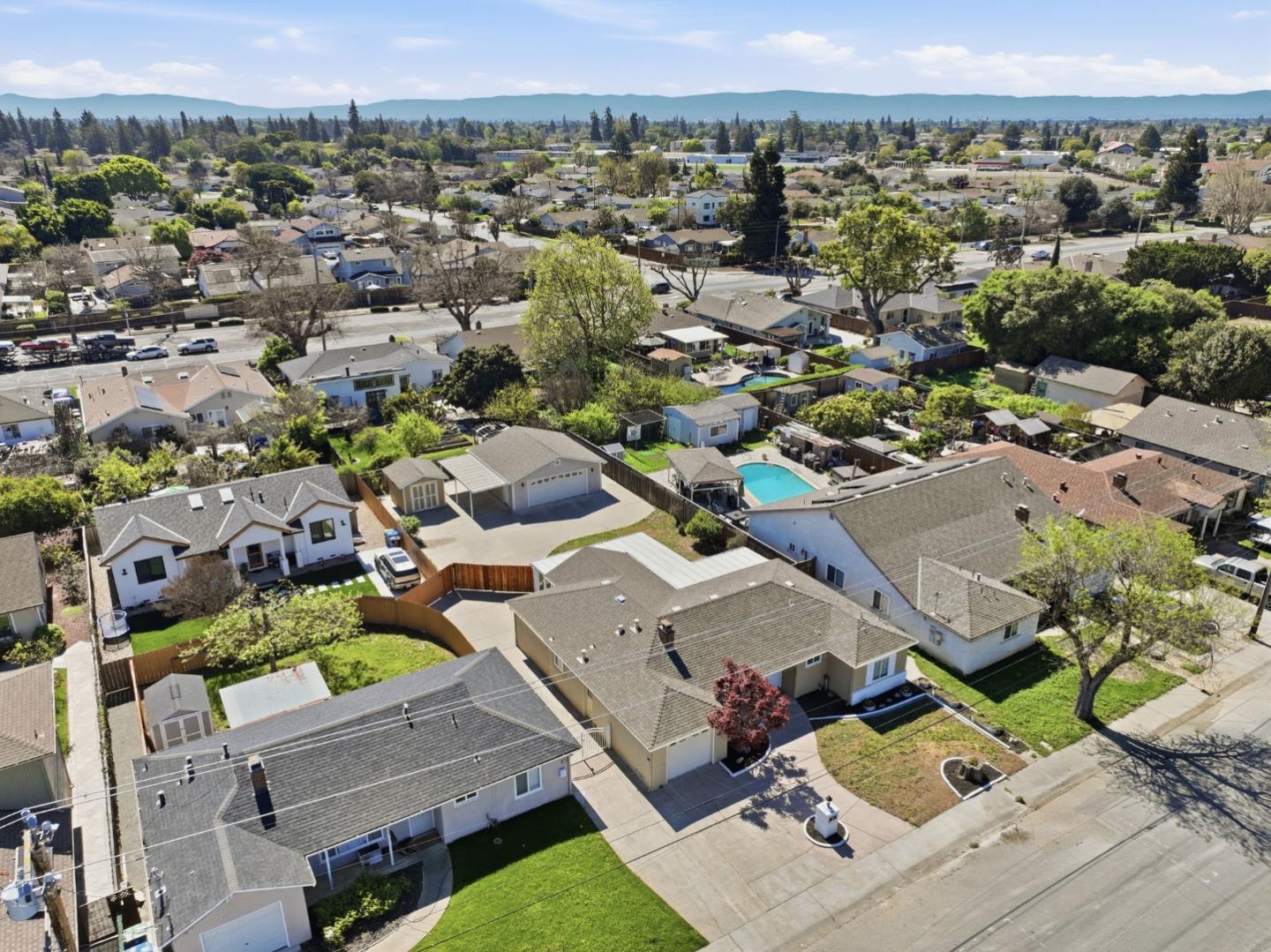 3046 Greenwood Drive