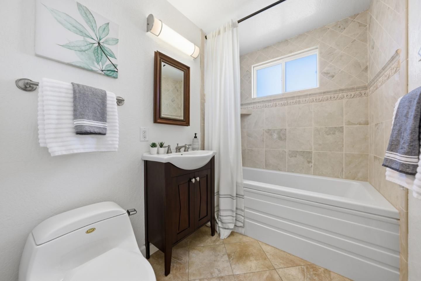 3046 Greenwood Drive