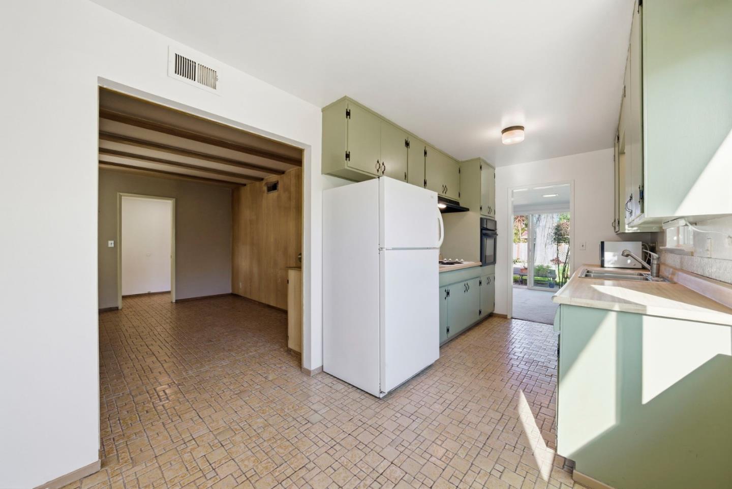 1000 Wood Duck Avenue