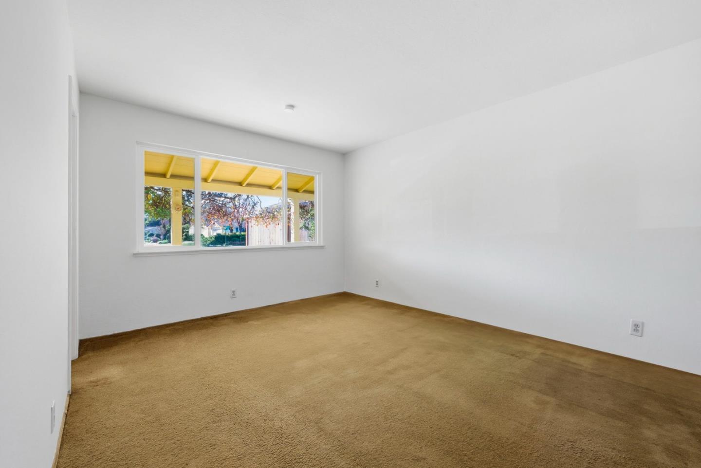 1000 Wood Duck Avenue