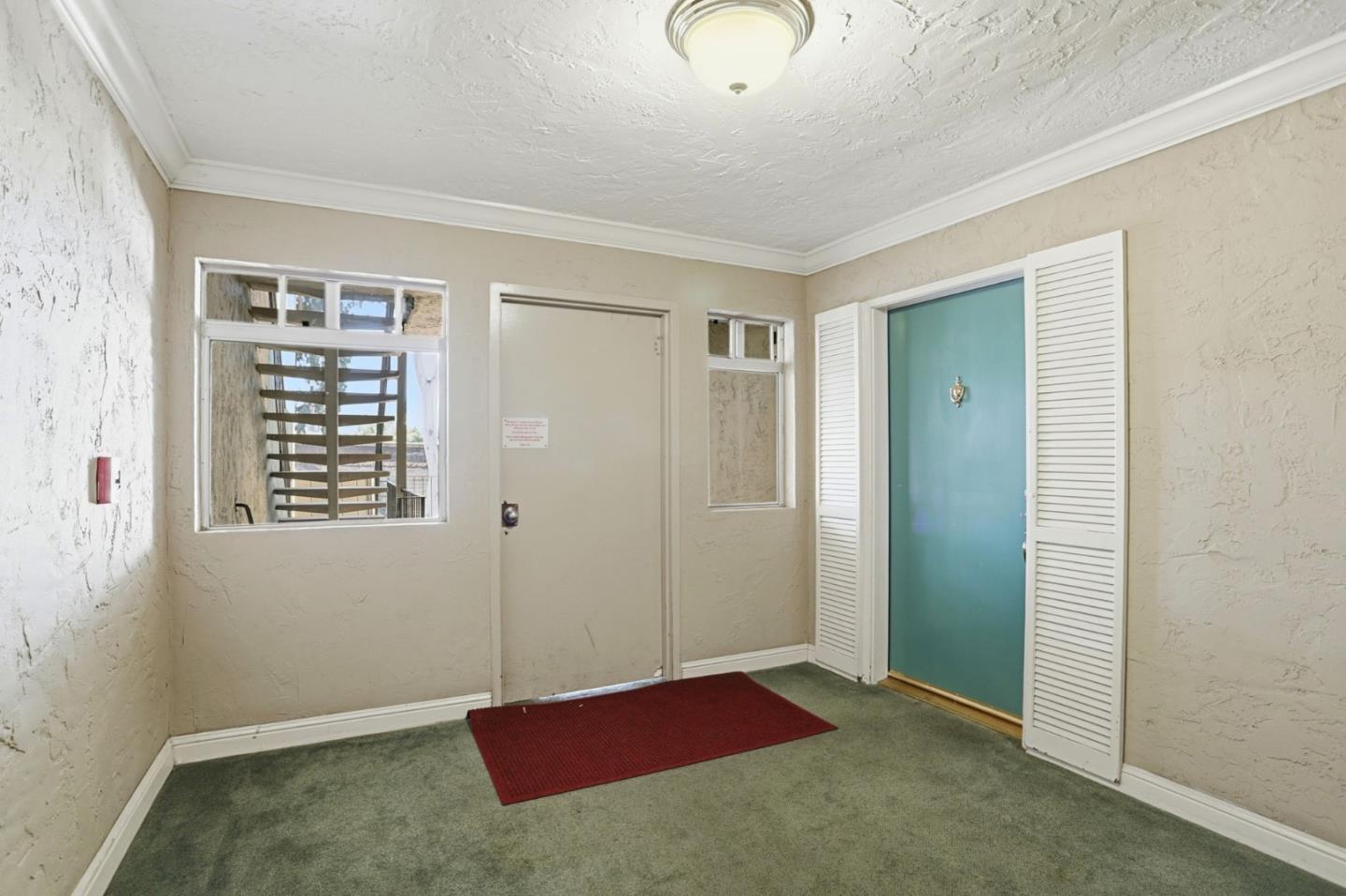 7150 Rainbow Drive 4