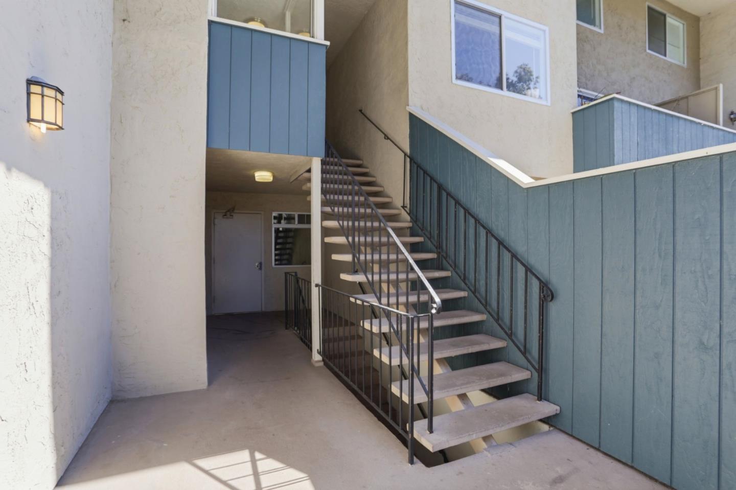 7150 Rainbow Drive 4