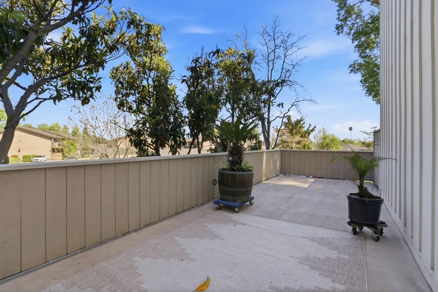 7150 Rainbow Drive 4