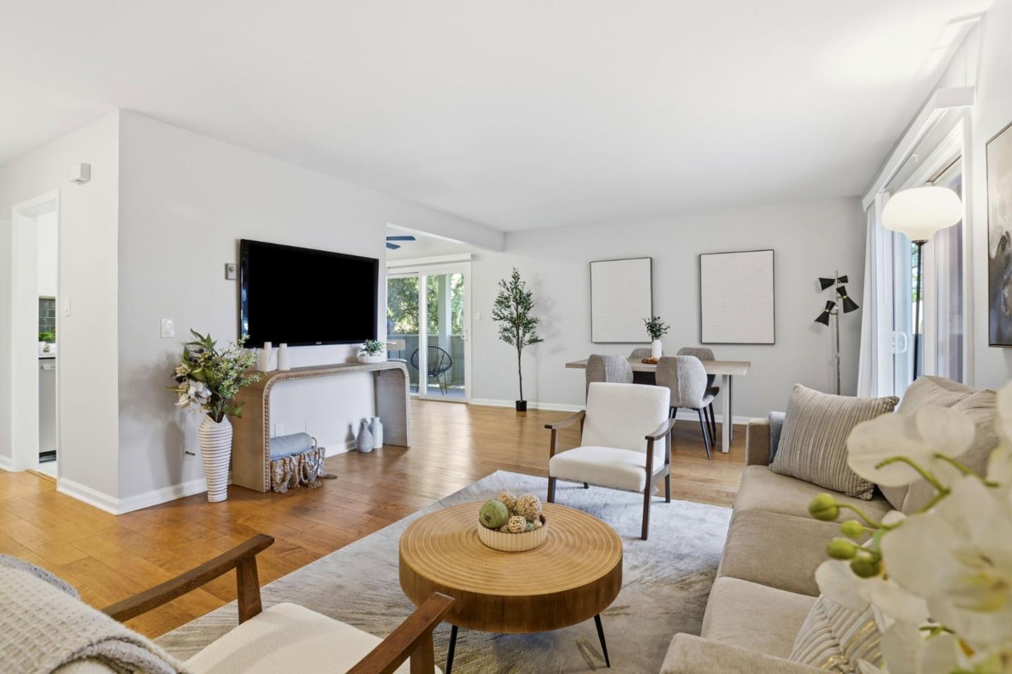 7150 Rainbow Drive 4