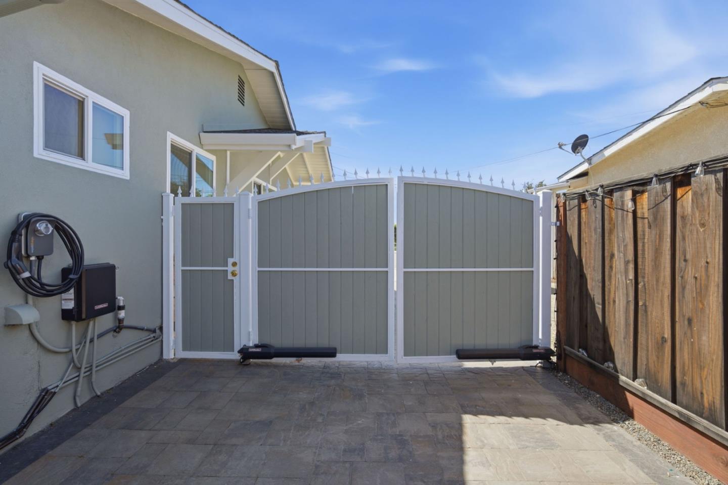 33790 Dartmouth Avenue