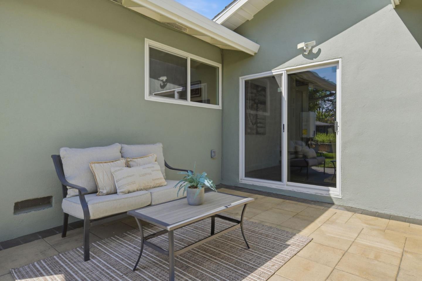 33790 Dartmouth Avenue