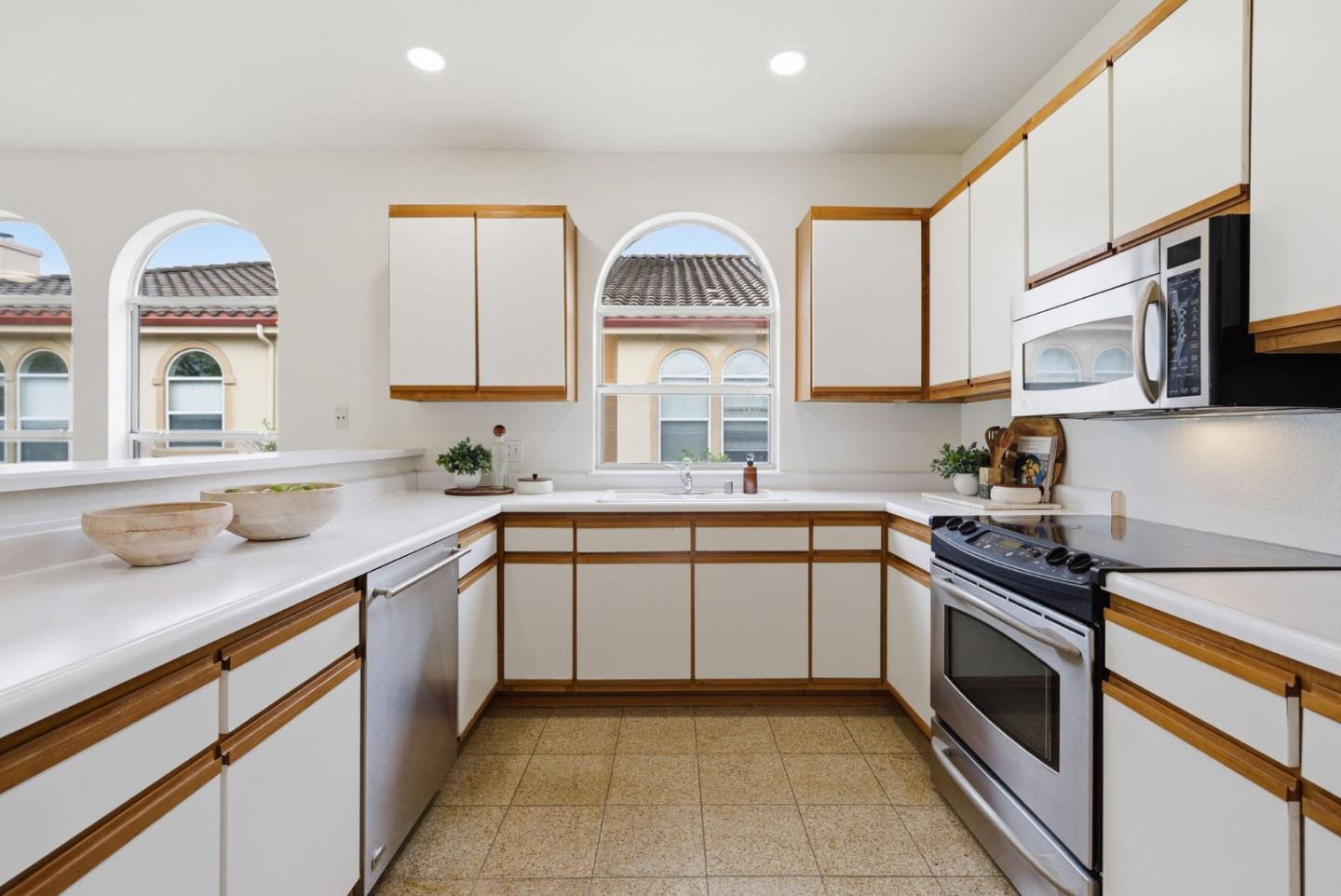 951 South 12th 311