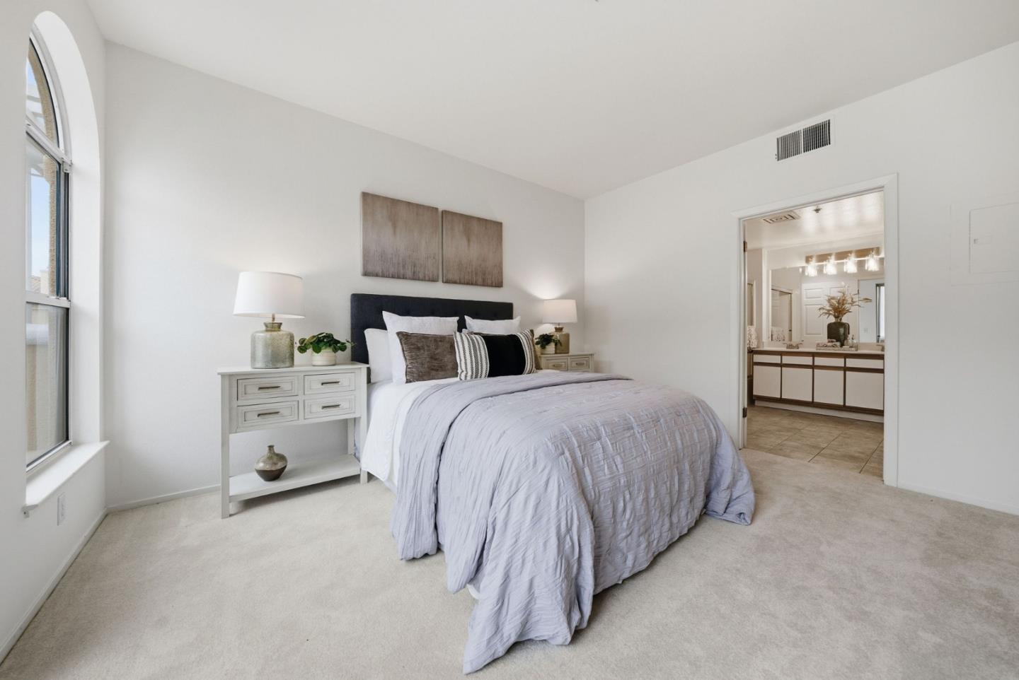 951 South 12th 311