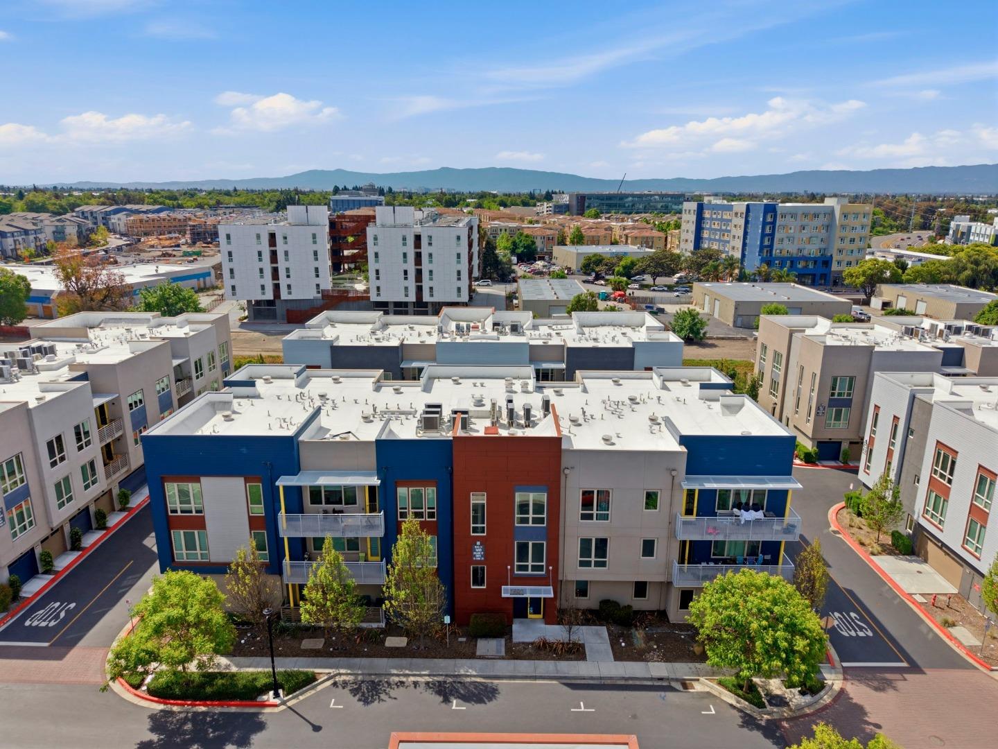 1690 Delano Street 22