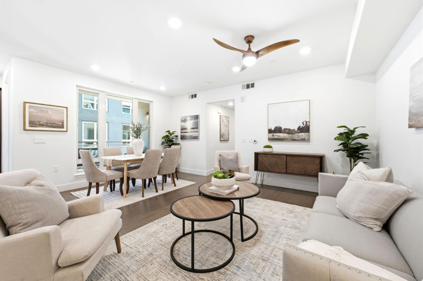1690 Delano Street 22