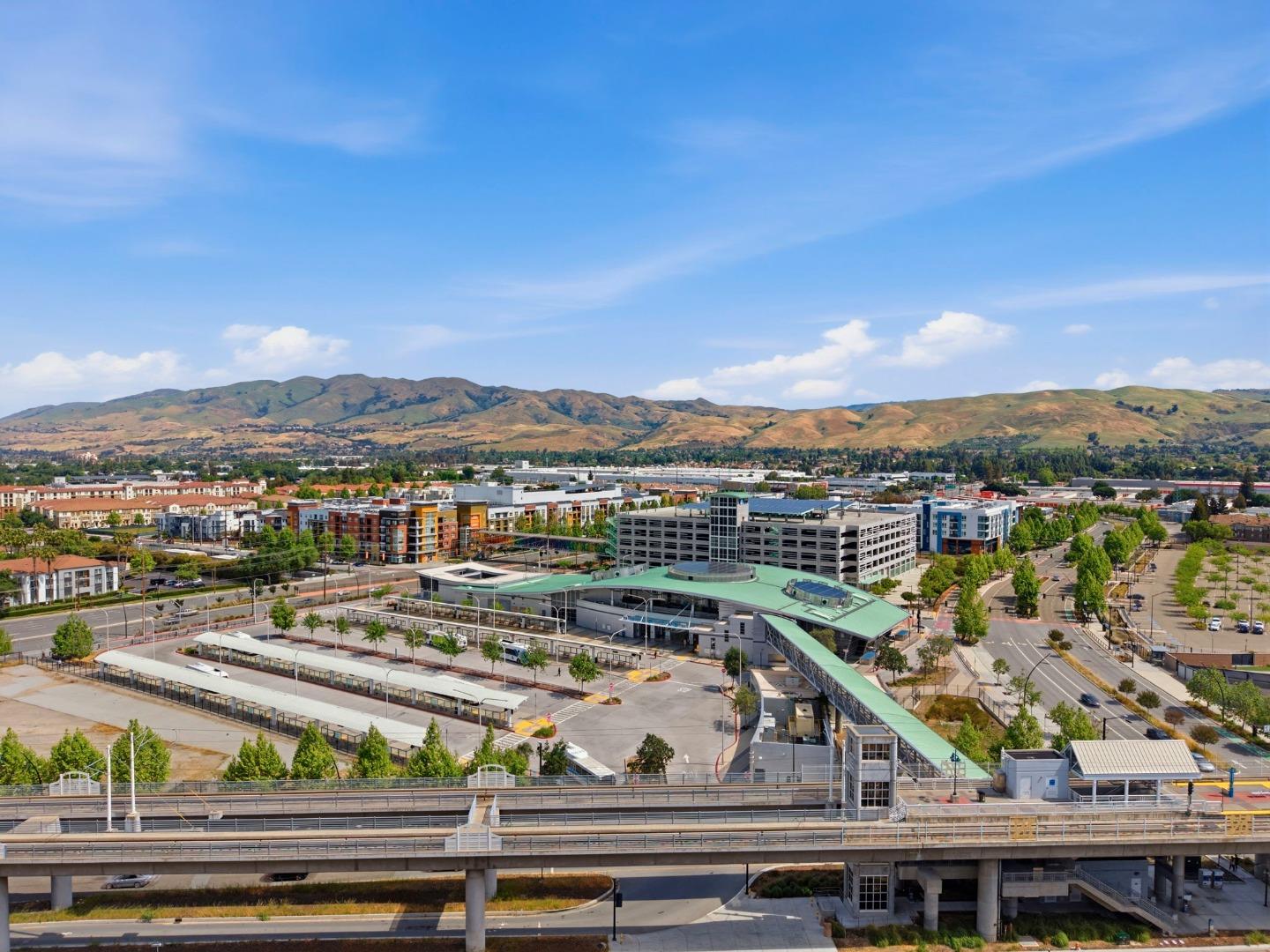 1690 Delano Street 22