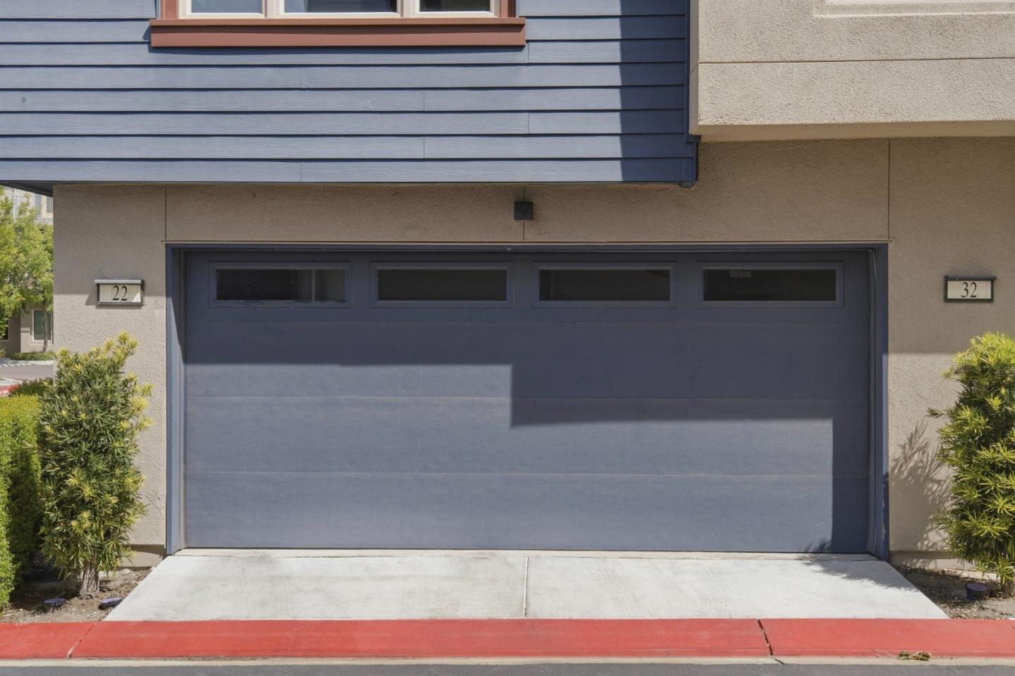 1690 Delano Street 22