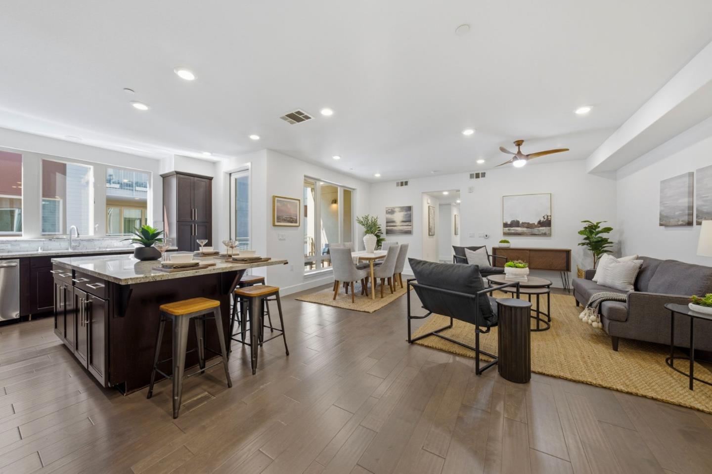 1690 Delano Street 22