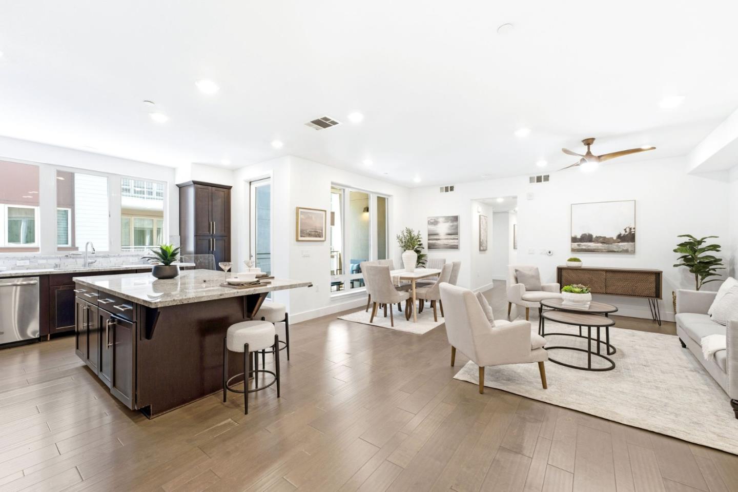 1690 Delano Street 22