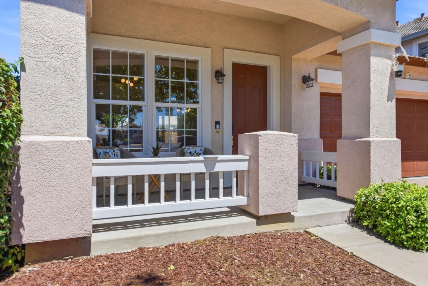 34341 Sandburg Drive