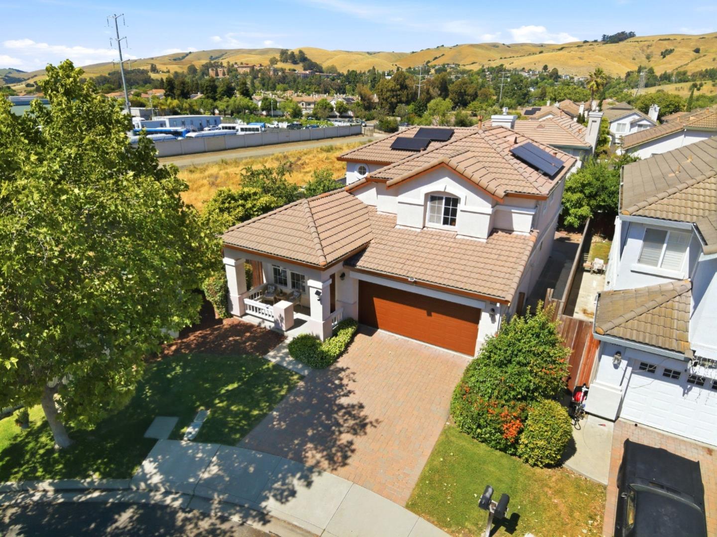 34341 Sandburg Drive