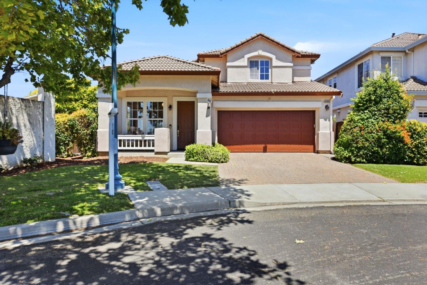 34341 Sandburg Drive
