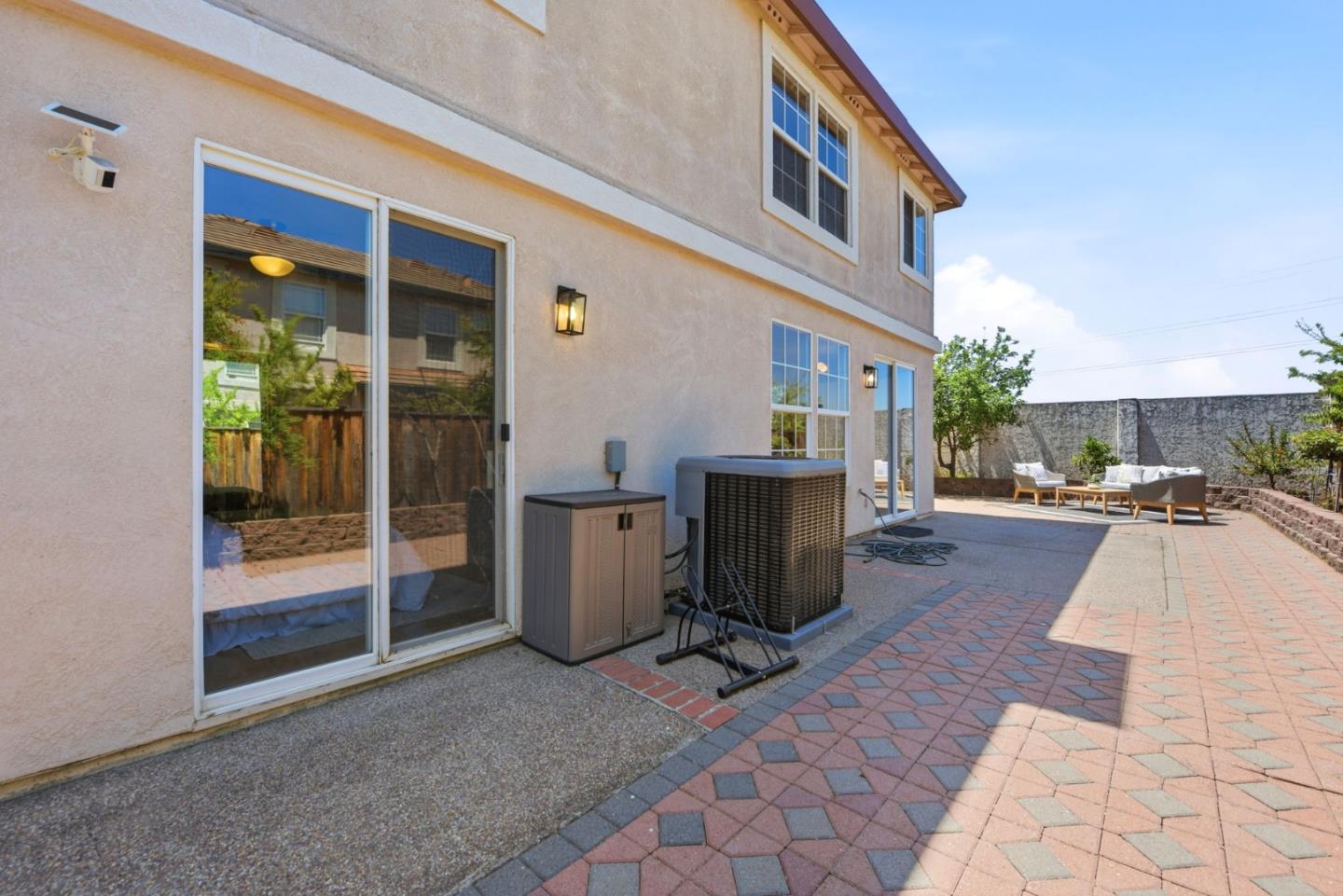 34341 Sandburg Drive