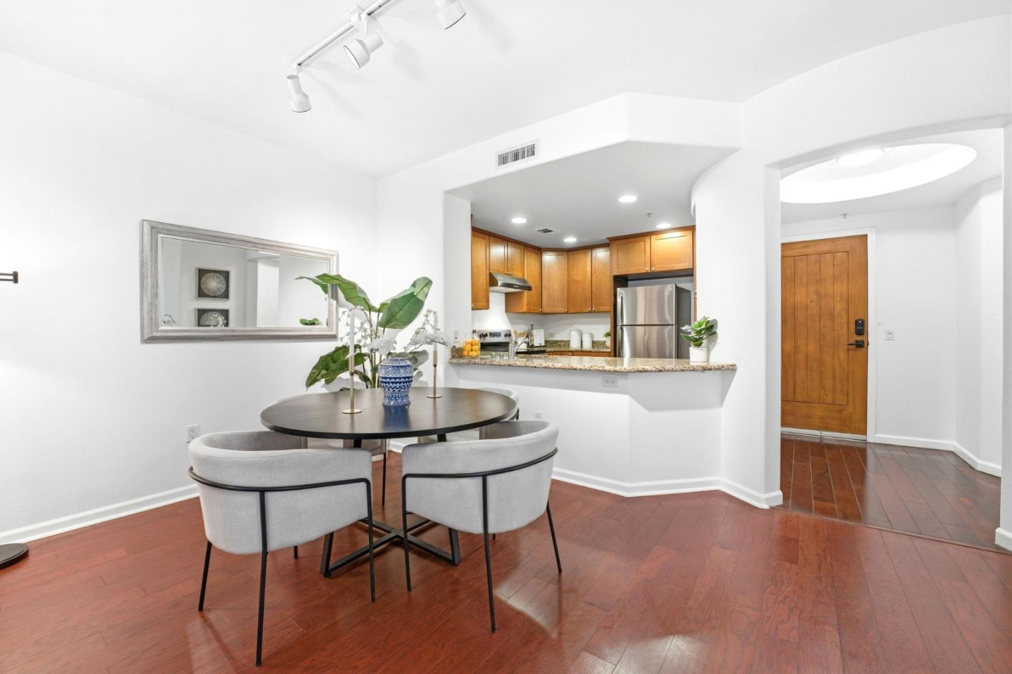 809 Auzerais Avenue 108