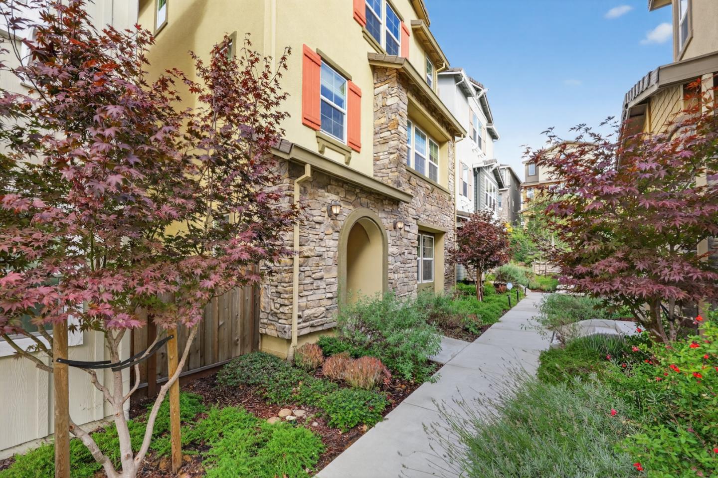 1303 Antonella PL
