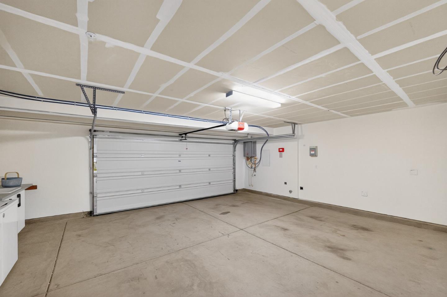 1303 Antonella PL