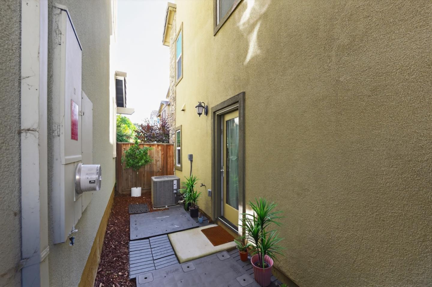 1303 Antonella PL