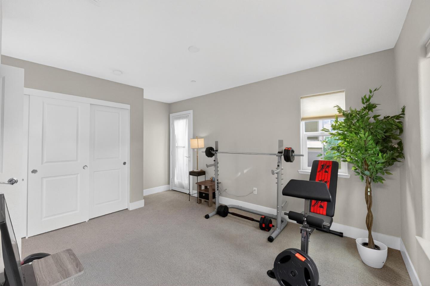 1303 Antonella PL