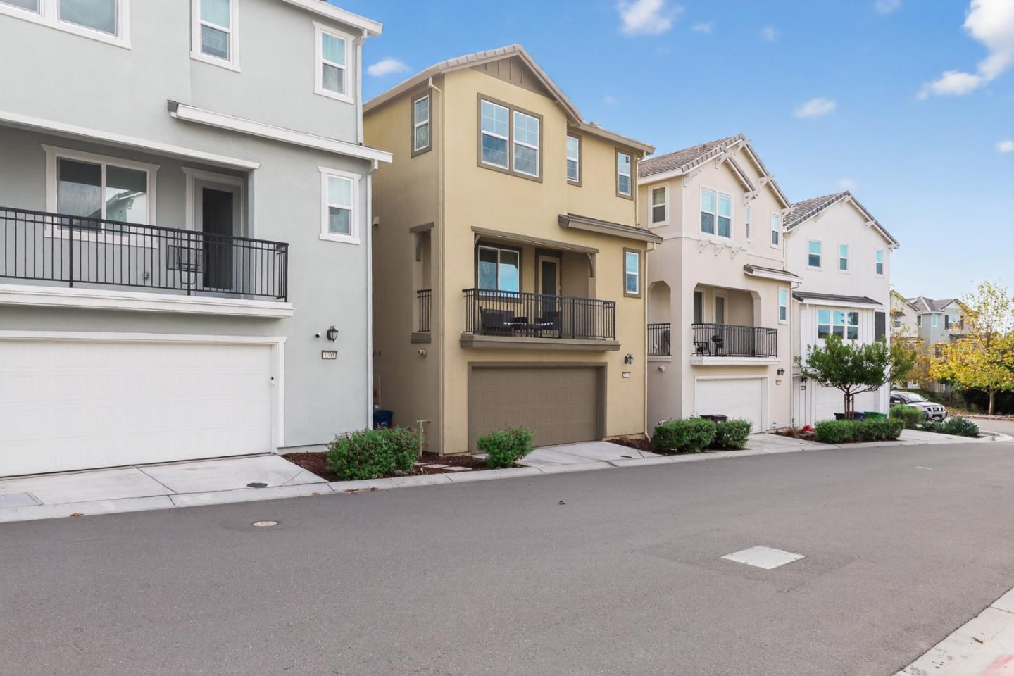 1303 Antonella PL