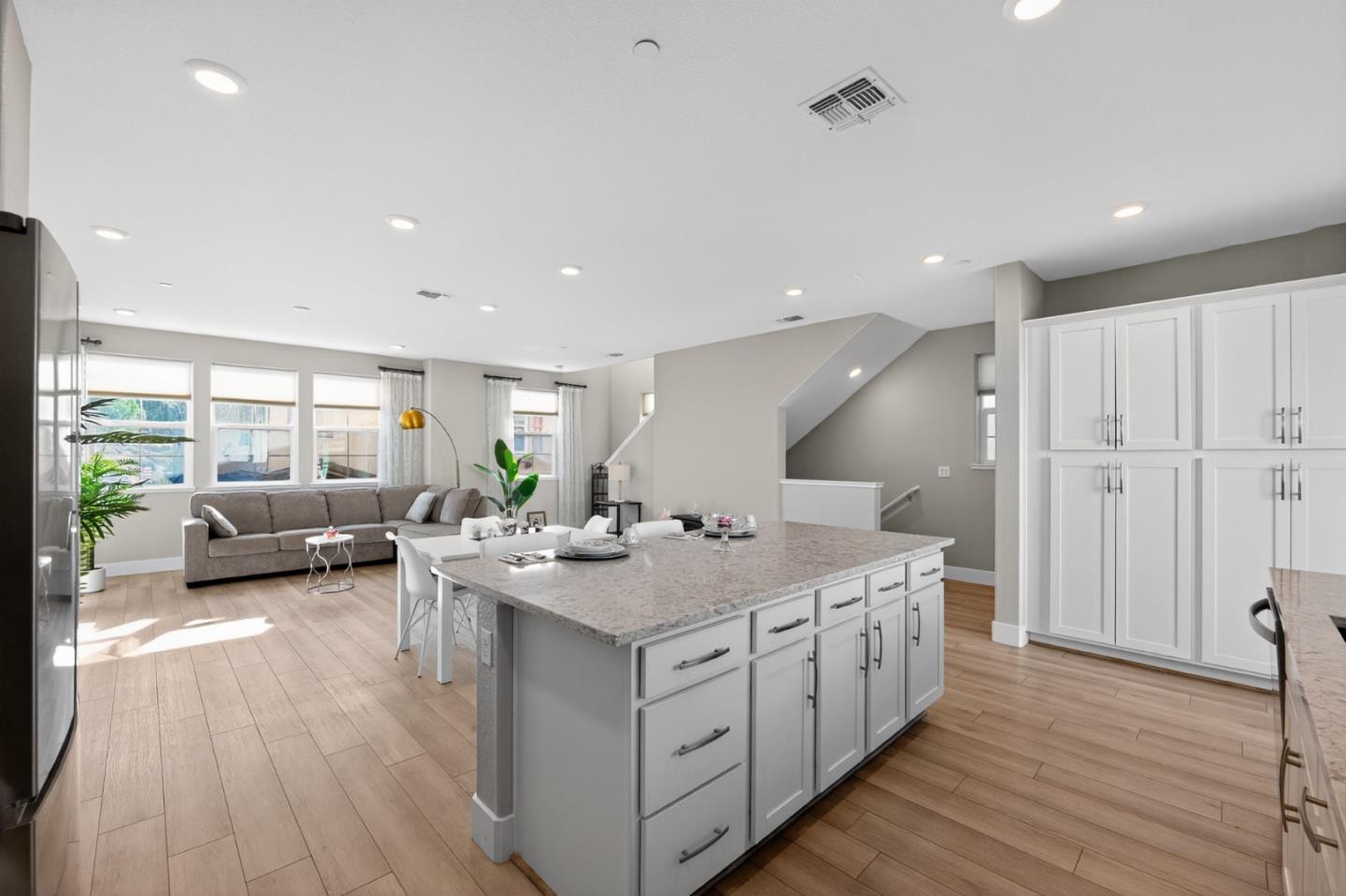 1303 Antonella PL