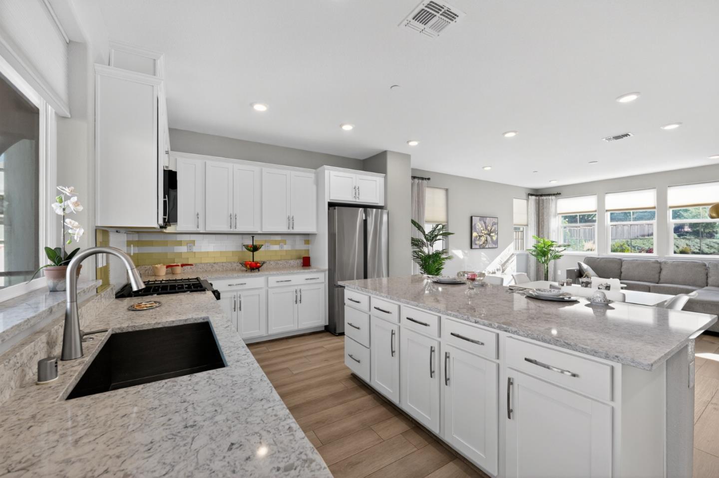 1303 Antonella PL