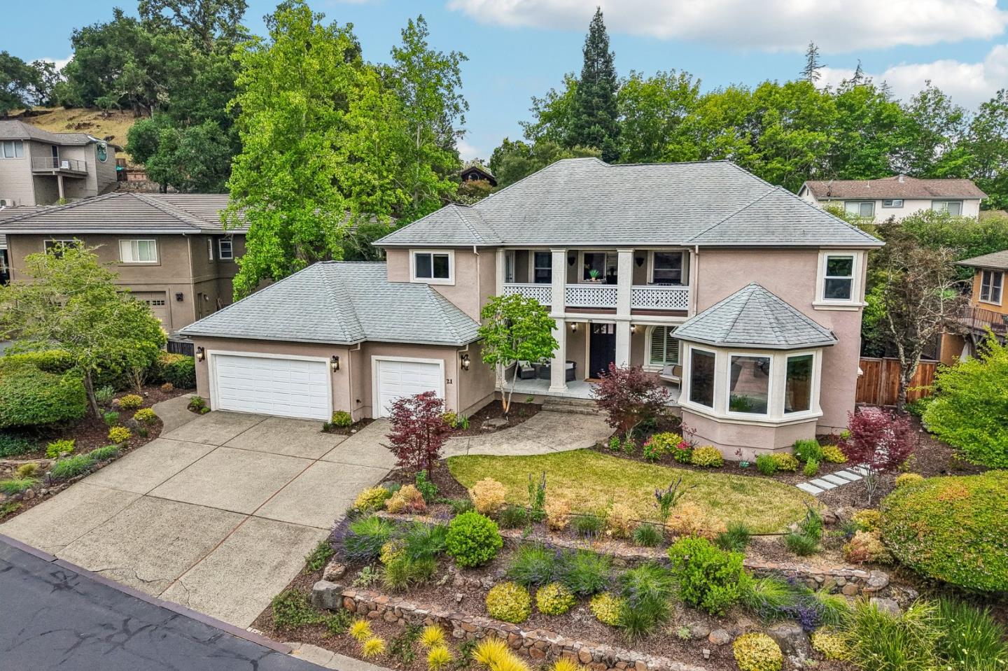 21 Ridgetop Way