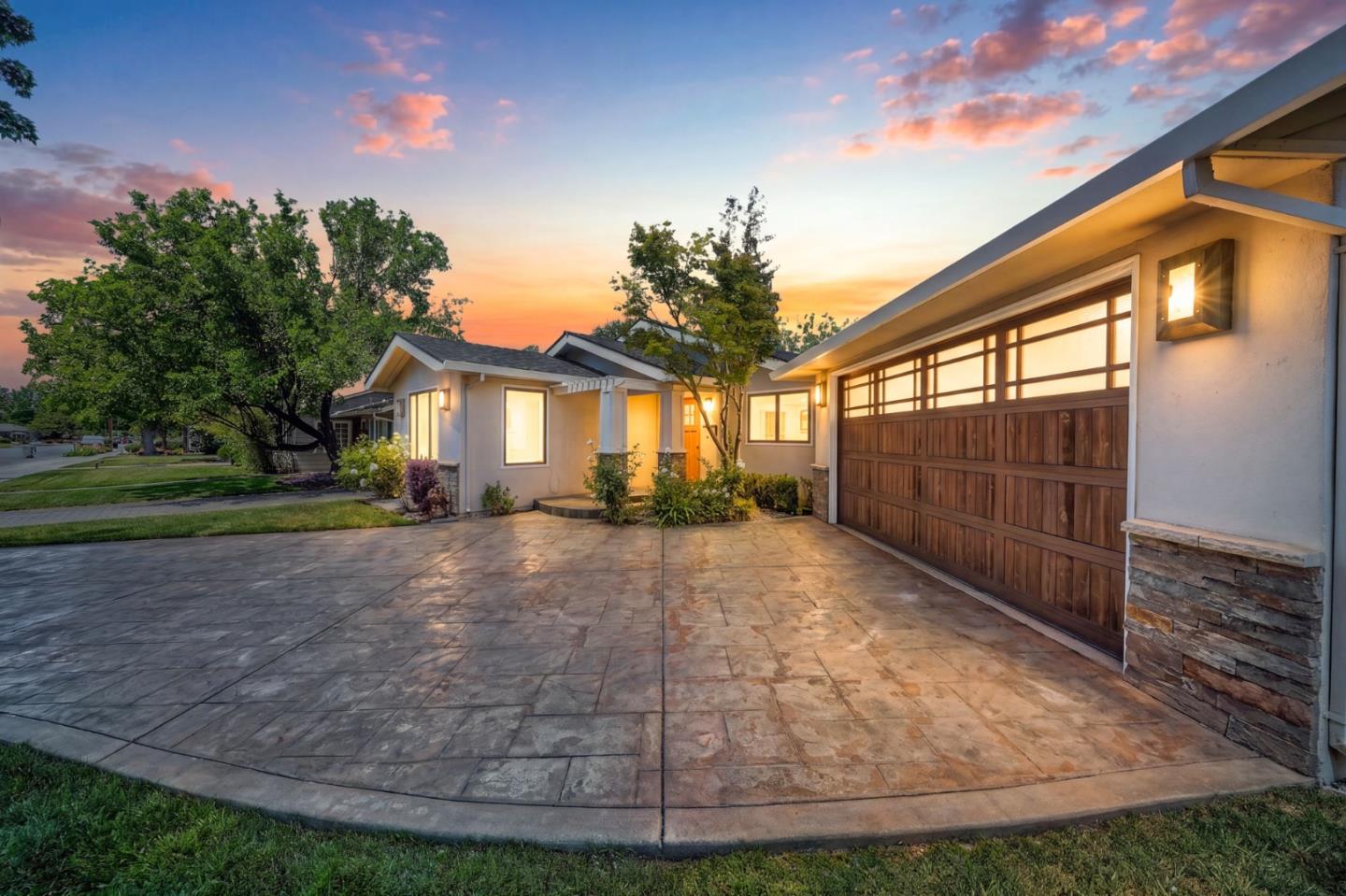 1490 Santa Inez DR