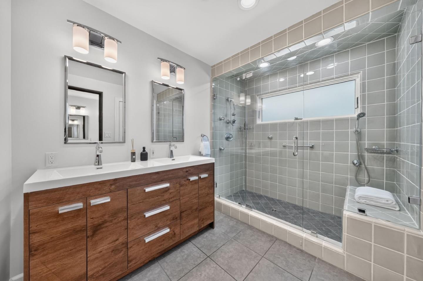 1490 Santa Inez DR