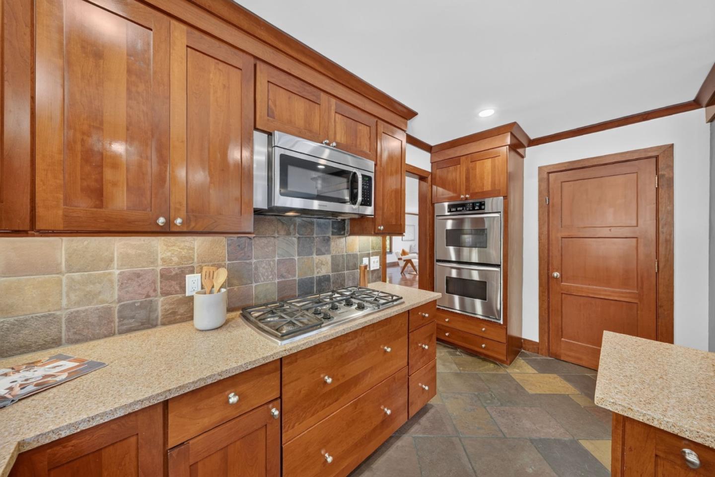 1490 Santa Inez DR