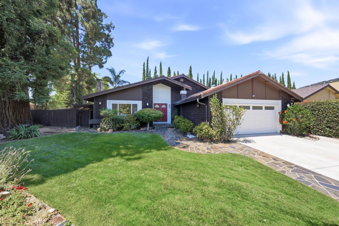 14 Viento Drive