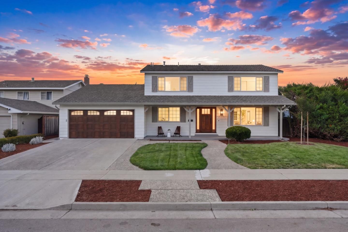 1031 Mount Darwin DR