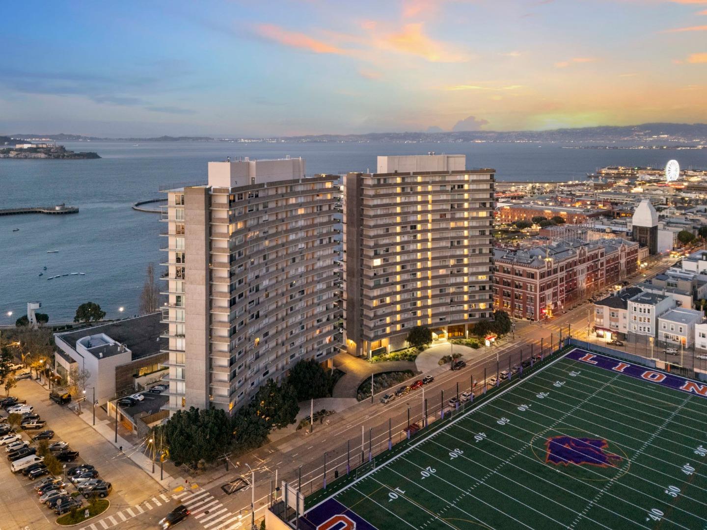 1000 North Point ST 201