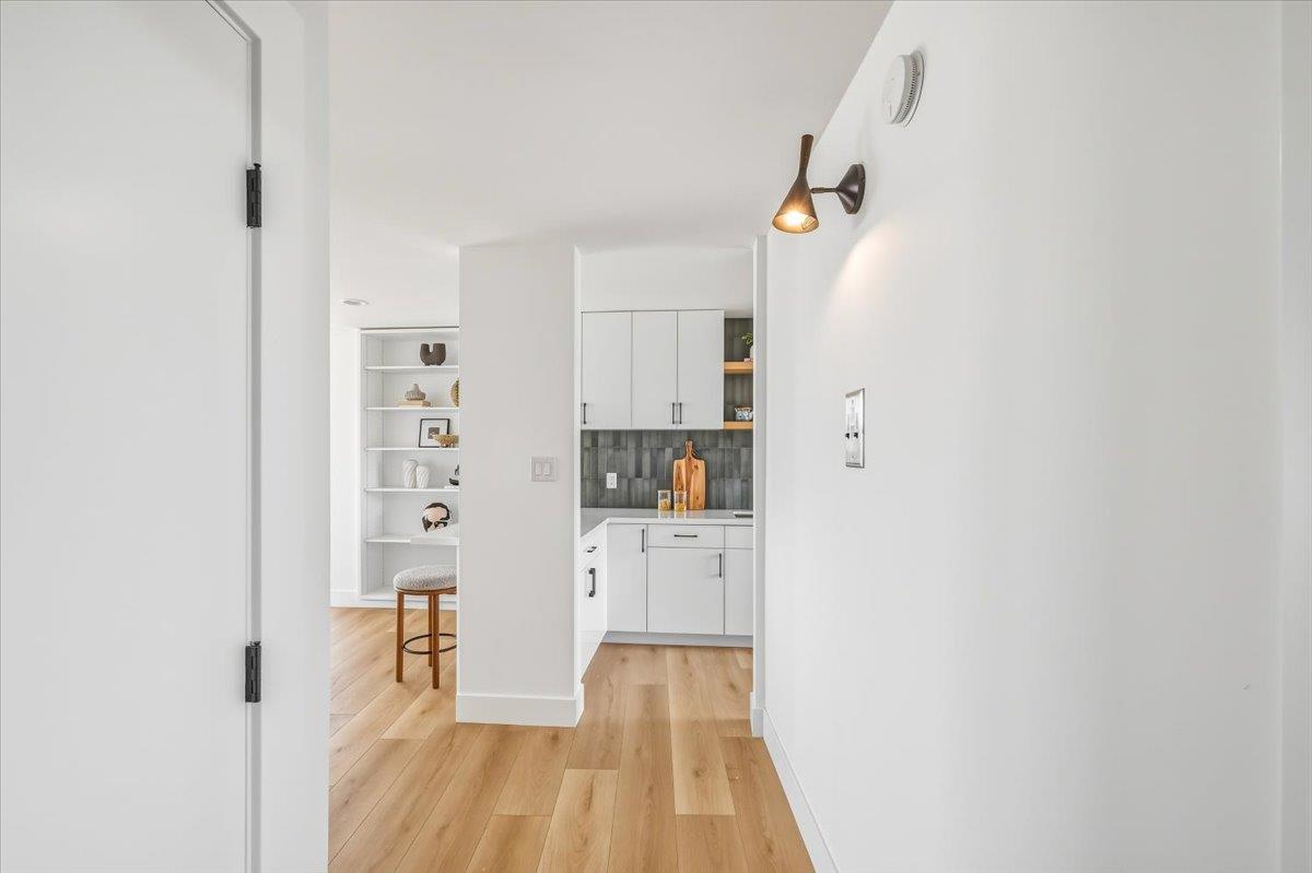 1000 North Point ST 201